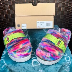 BRAND NEW!!! Womens Ugg® Fluffita Pixelate Slide Sandal - Multicolor